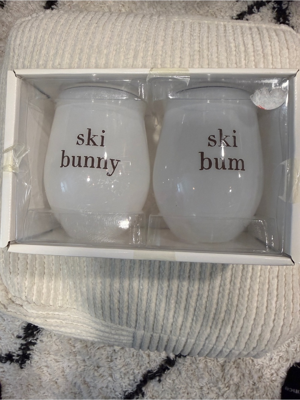 Santa Barbara Design Studio Ski Bunny Ski Bum Stemless Wine Glass Set NWT - Picture 2 of 7